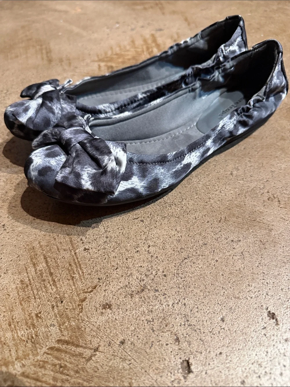 Bare Traps Lucy Ballet Bow Flats